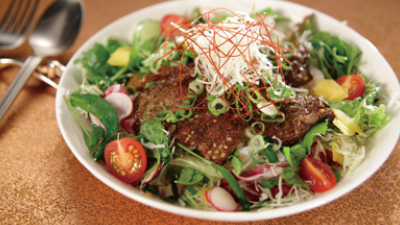 ステーキサラダ丼 1,050円